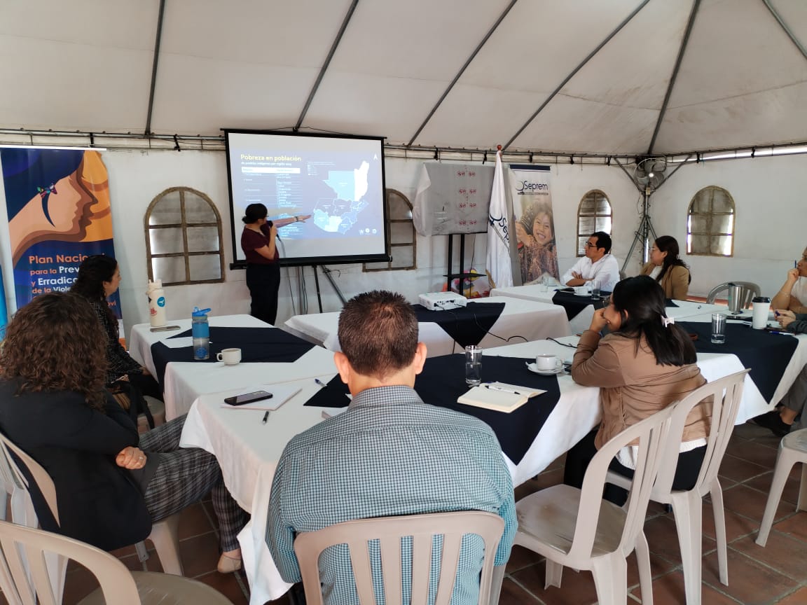 INE participa en jornada para integrar perspectivas de género y pueblos en los proyectos estadísticos
